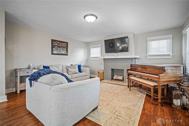 1529 Watervliet Avenue, Dayton, OH 45420