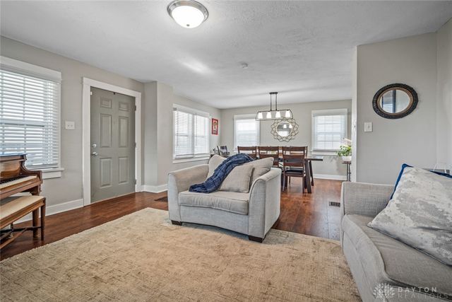 1529 Watervliet Avenue, Dayton, OH 45420