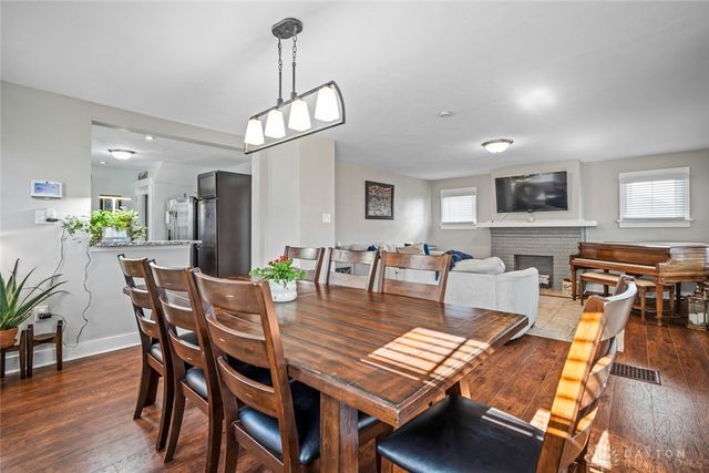 1529 Watervliet Avenue, Dayton, OH 45420