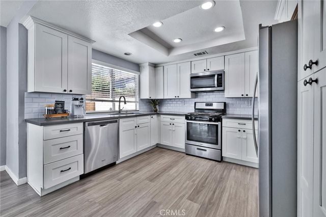 16045 Peach Tree, Fontana, CA 92337
