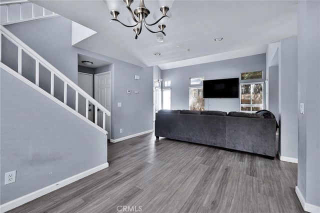 16045 Peach Tree, Fontana, CA 92337