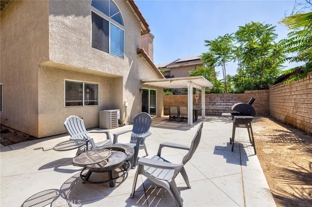 16045 Peach Tree, Fontana, CA 92337