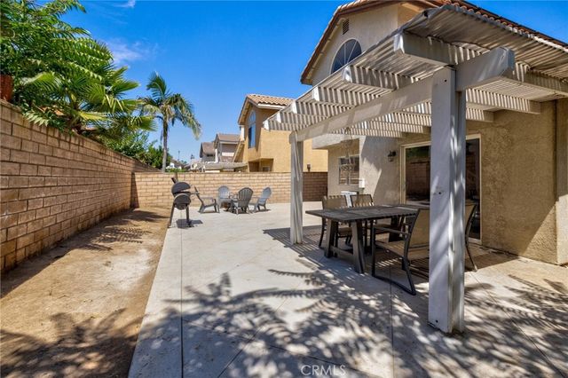 16045 Peach Tree, Fontana, CA 92337