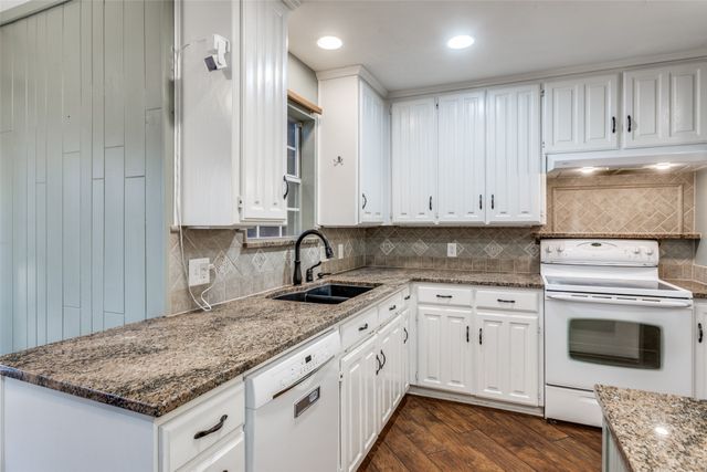 6607 Capitol Hill Drive, Arlington, TX 76017