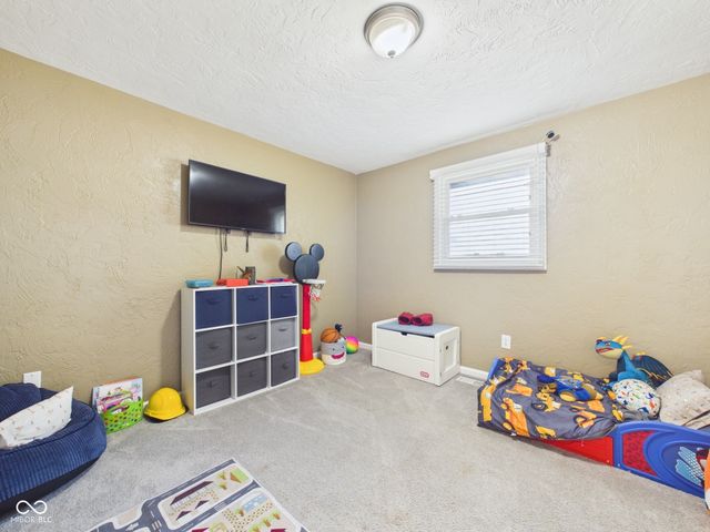 3293 E 100 S, Anderson, IN 46017