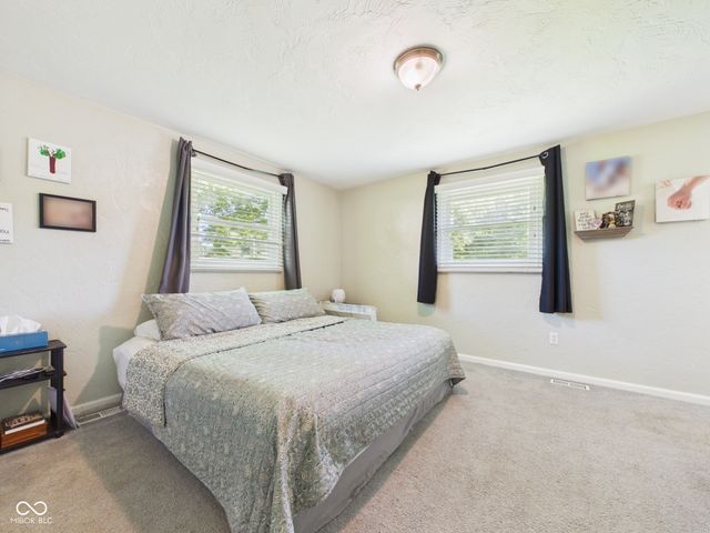 3293 E 100 S, Anderson, IN 46017