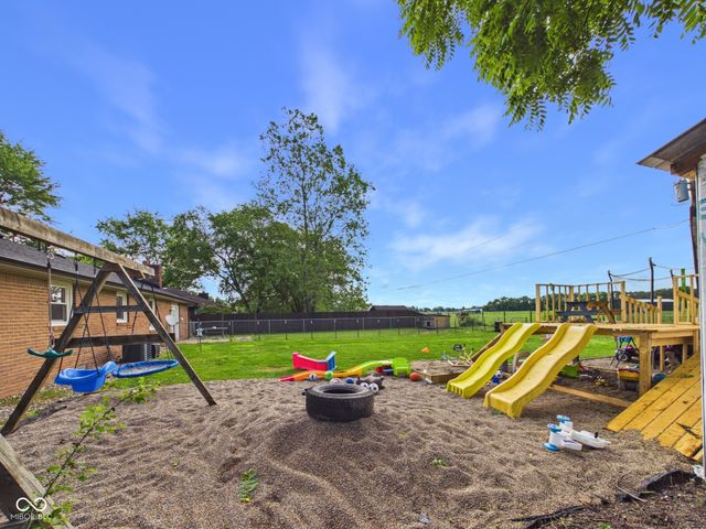 3293 E 100 S, Anderson, IN 46017