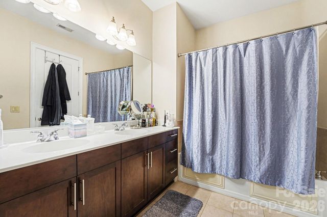 5425 Closeburn Road 210, Charlotte, NC 28210