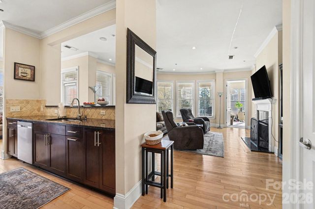 5425 Closeburn Road 210, Charlotte, NC 28210