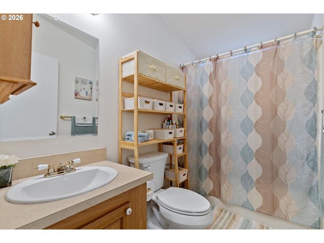 1503 N HAYDEN ISLAND Dr 17, Portland, OR 97217