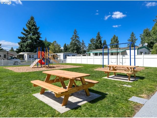 1503 N HAYDEN ISLAND Dr 17, Portland, OR 97217