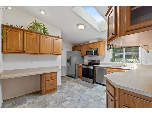 1503 N HAYDEN ISLAND Dr 17, Portland, OR 97217