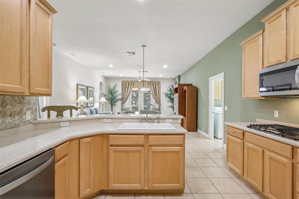 Image 21 of property listing at 8525 BOWDEN WAY, Windermere, FL 34786