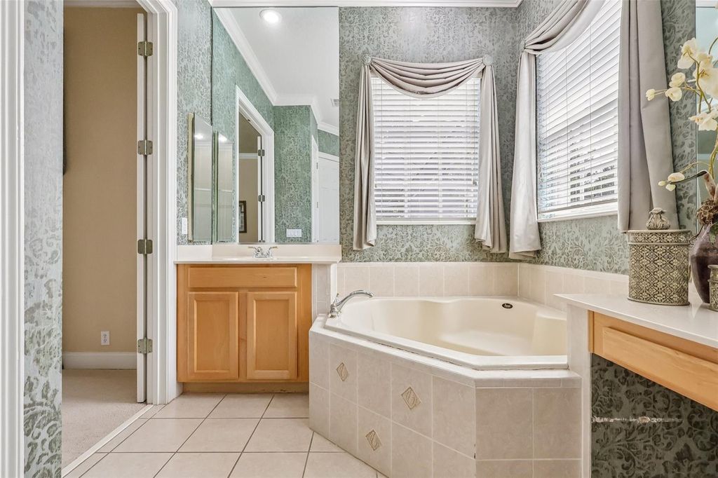 Image 37 of property listing at 8525 BOWDEN WAY, Windermere, FL 34786
