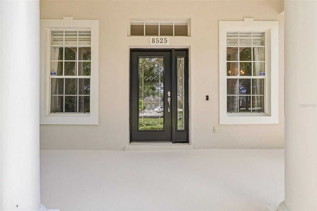 Image 6 of property listing at 8525 BOWDEN WAY, Windermere, FL 34786