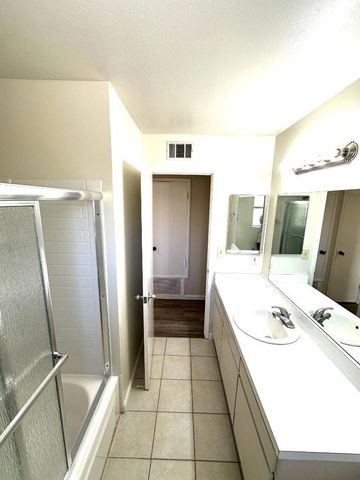 995 Henderson Avenue, Sunnyvale, CA 94086