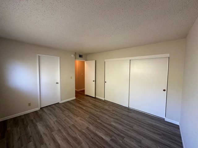 995 Henderson Avenue, Sunnyvale, CA 94086