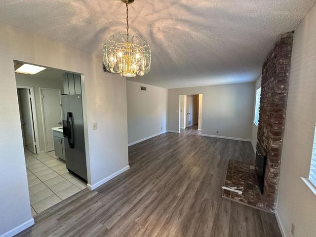 995 Henderson Avenue, Sunnyvale, CA 94086