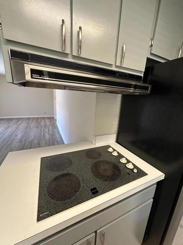 995 Henderson Avenue, Sunnyvale, CA 94086