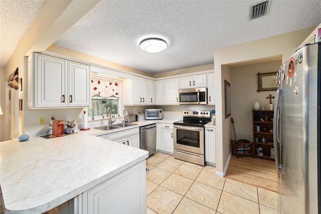 9040 SW 87TH AVENUE C, Ocala, FL 34481