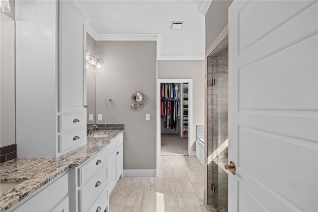 1311 Montieri Drive, Centerton, AR 72719