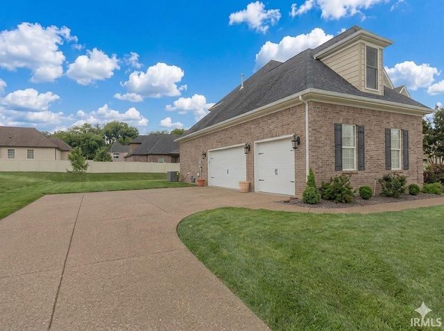8831 Jenkins Drive, Evansville, IN 47725