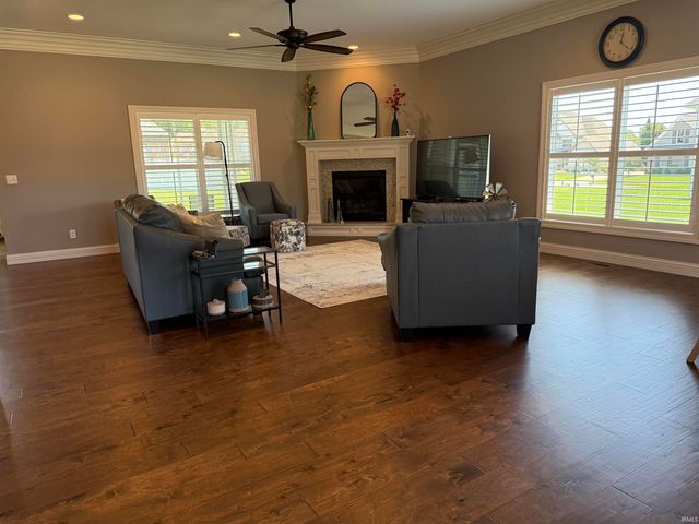 8831 Jenkins Drive, Evansville, IN 47725