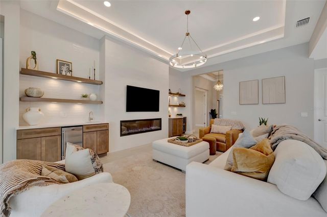1124 WATERLINE COURT, Sarasota, FL 34240
