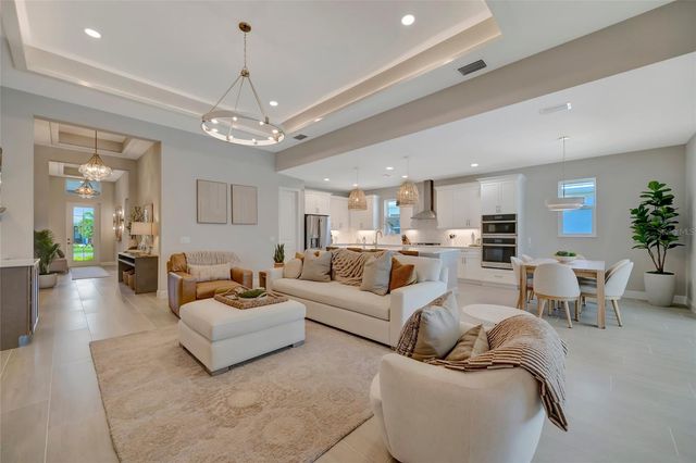 1124 WATERLINE COURT, Sarasota, FL 34240