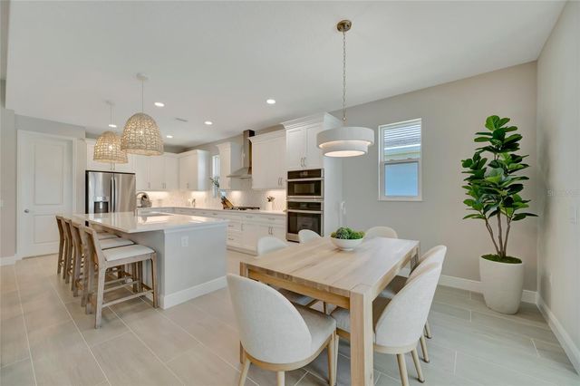 1124 WATERLINE COURT, Sarasota, FL 34240