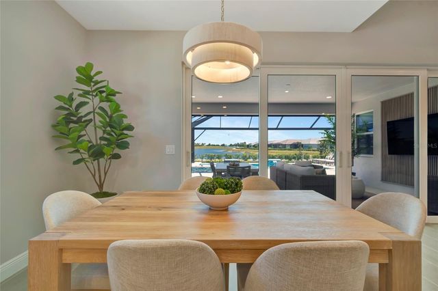 1124 WATERLINE COURT, Sarasota, FL 34240