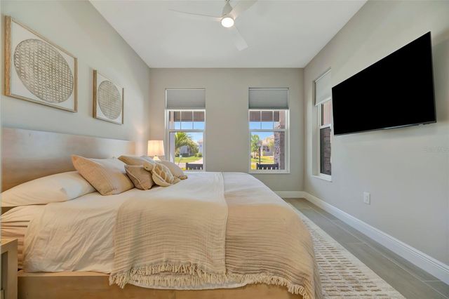 1124 WATERLINE COURT, Sarasota, FL 34240