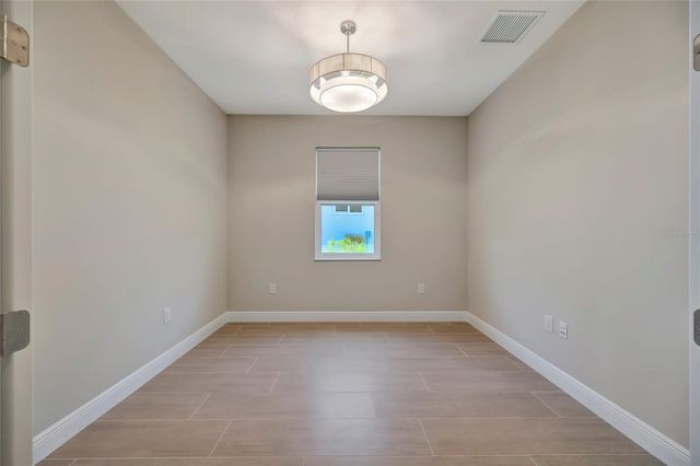 1124 WATERLINE COURT, Sarasota, FL 34240