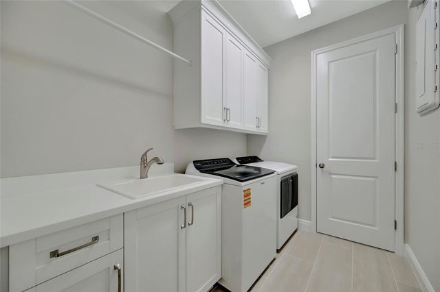 1124 WATERLINE COURT, Sarasota, FL 34240
