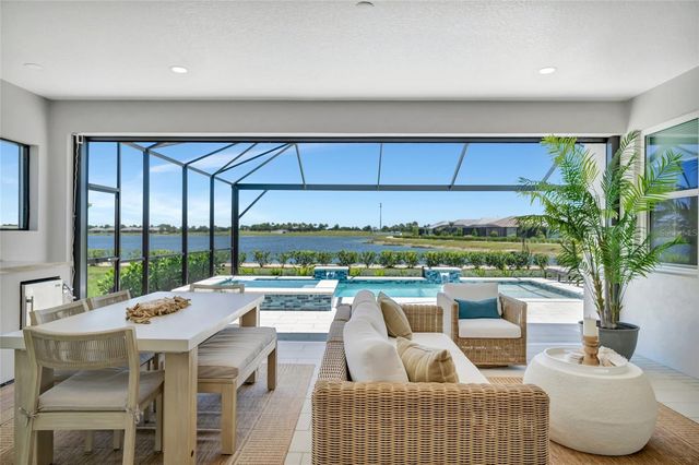 1124 WATERLINE COURT, Sarasota, FL 34240