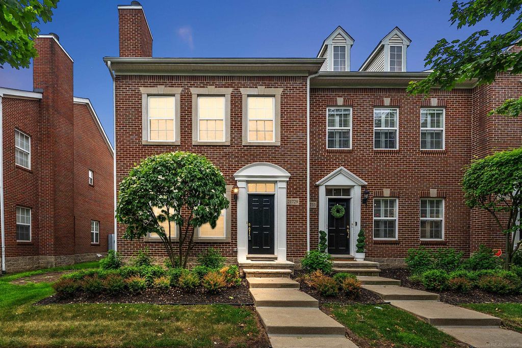 21729 Garrison Street, Dearborn, MI 48124