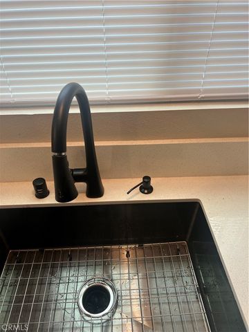 1126 E Arcadia Court C, Long Beach, CA 90813