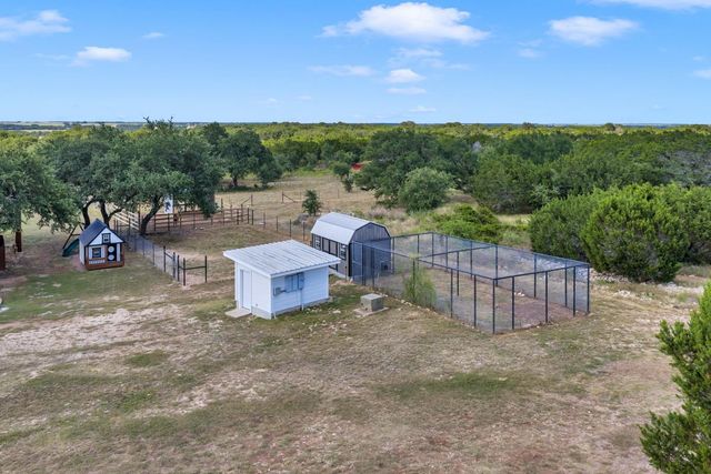 1500 Greer LN, Burnet, TX 78611