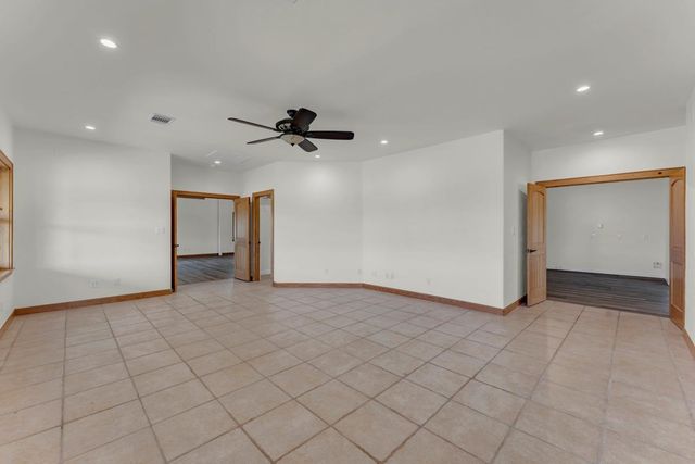 1500 Greer LN, Burnet, TX 78611