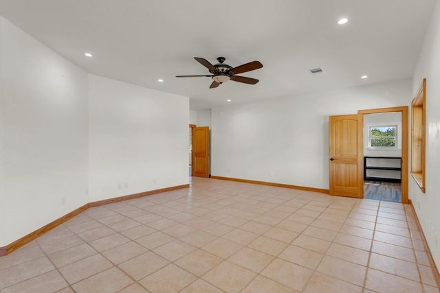 1500 Greer LN, Burnet, TX 78611