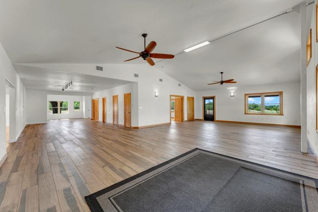 1500 Greer LN, Burnet, TX 78611