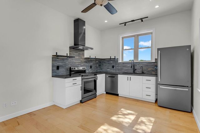1500 Greer LN, Burnet, TX 78611