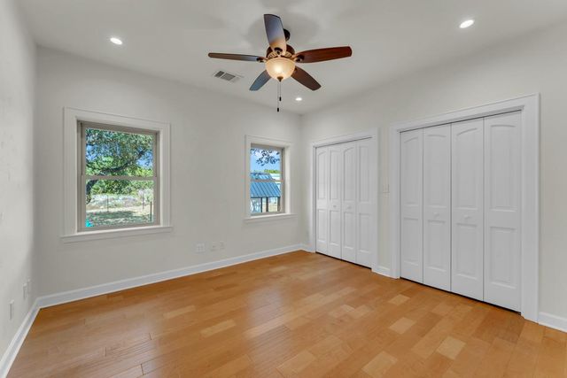 1500 Greer LN, Burnet, TX 78611