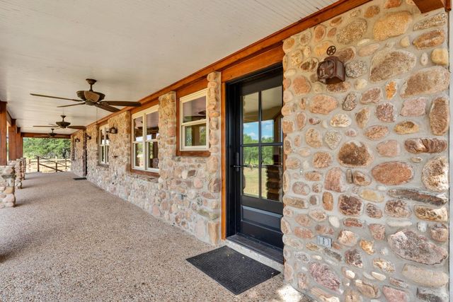 1500 Greer LN, Burnet, TX 78611