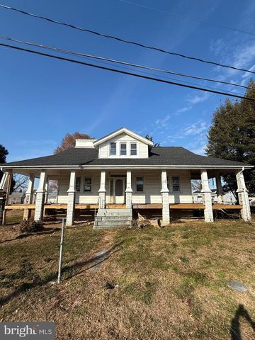 2224 MIDDLEBOROUGH RD, Essex, MD 21221