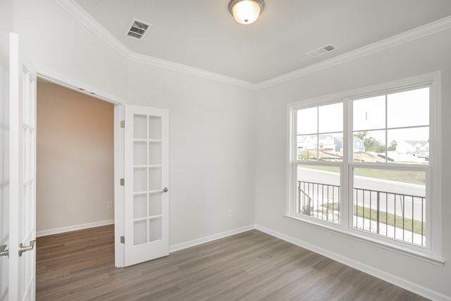 493 Jet Stream Dr, La Vergne, TN 37086