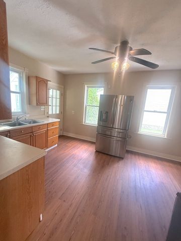 81 Walnut St, West Bridgewater, MA 02379