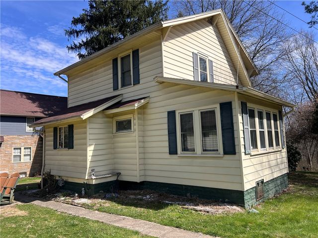 115 English Ave, Union Twp, PA 16101