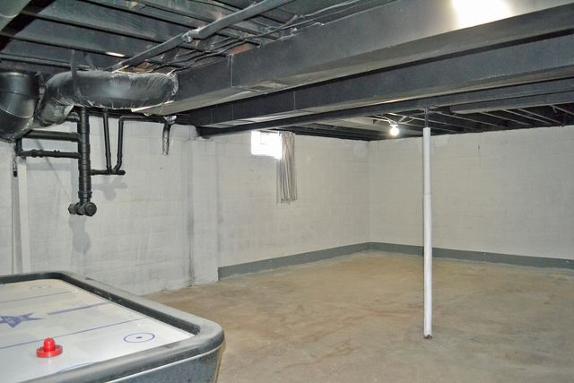 7022 Us-6, Union Mills, IN 46382