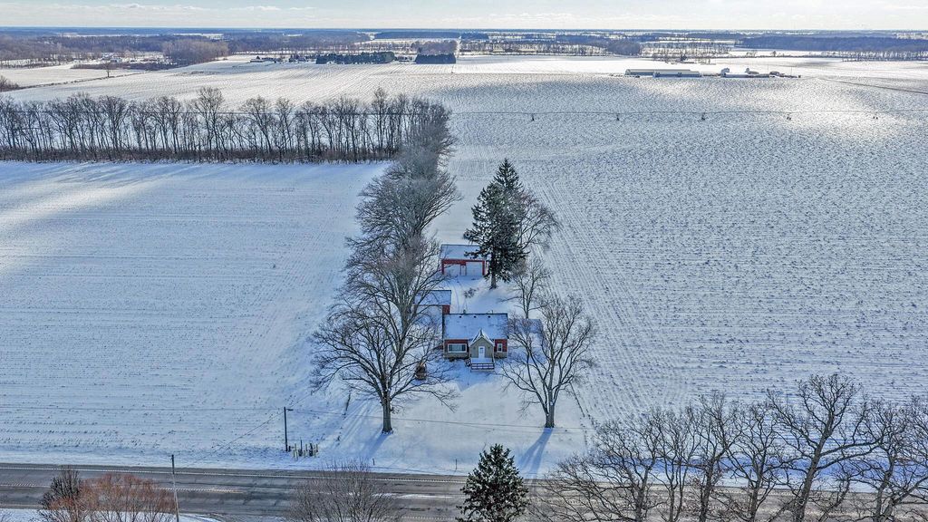 7022 Us-6, Union Mills, IN 46382